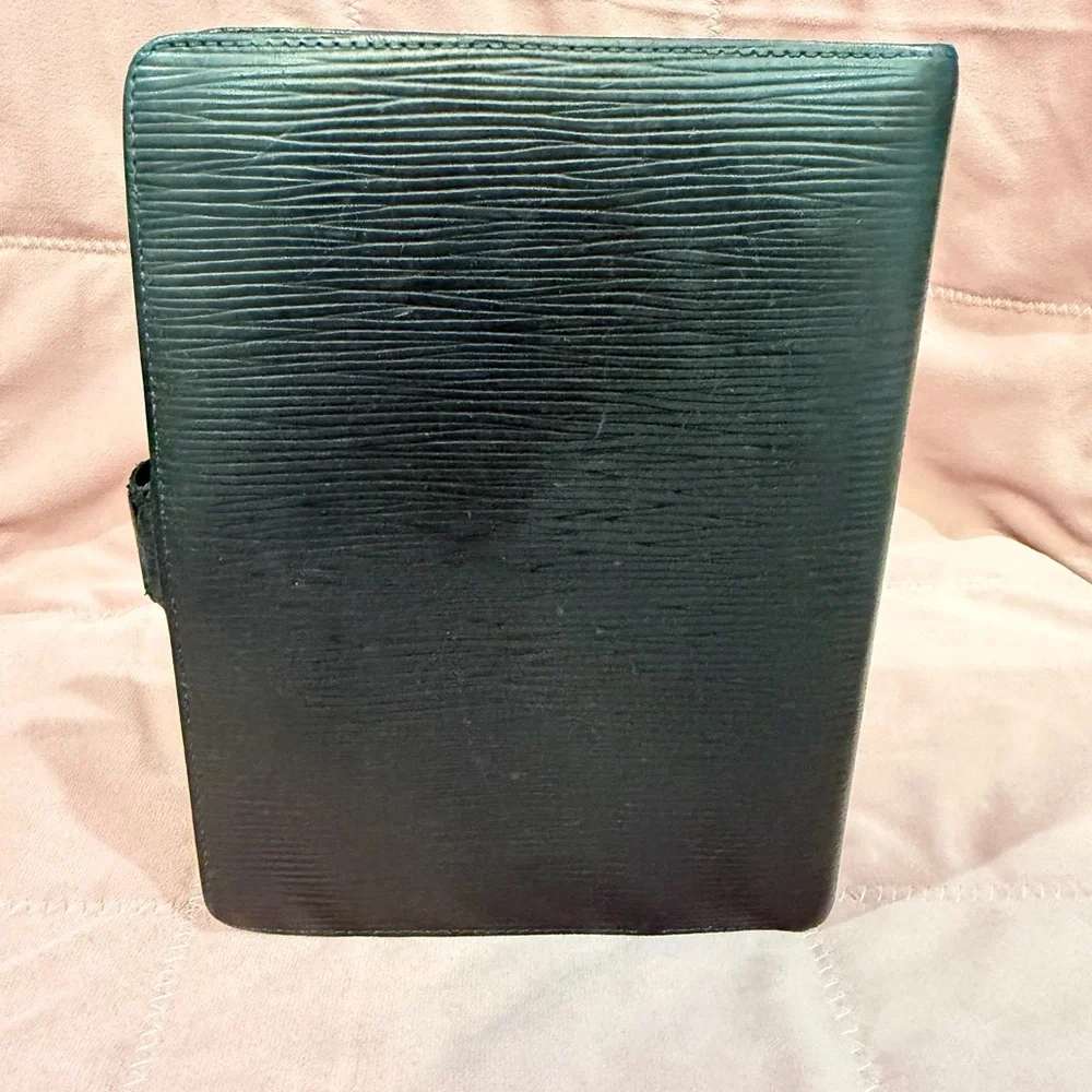 Louis Vuitton black Epi Leather Agenda MM
